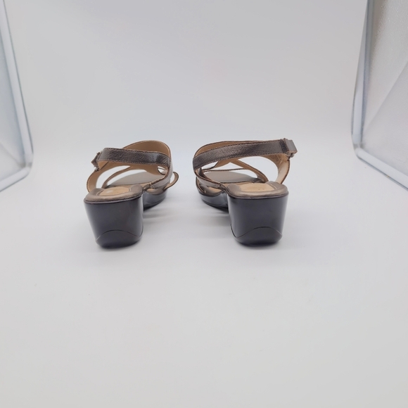 Naturalizer "Tender" sz 7.5 Gold Leather Women's Sandals - Picture 6 of 9